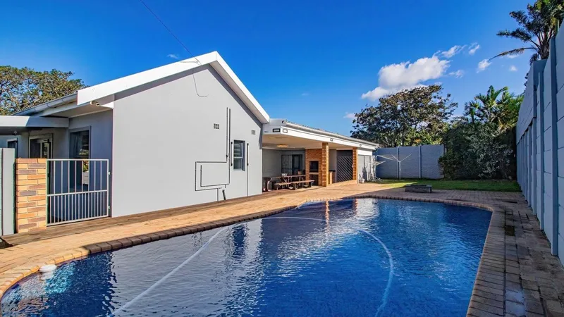4 Bedroom House for sale in Stirling