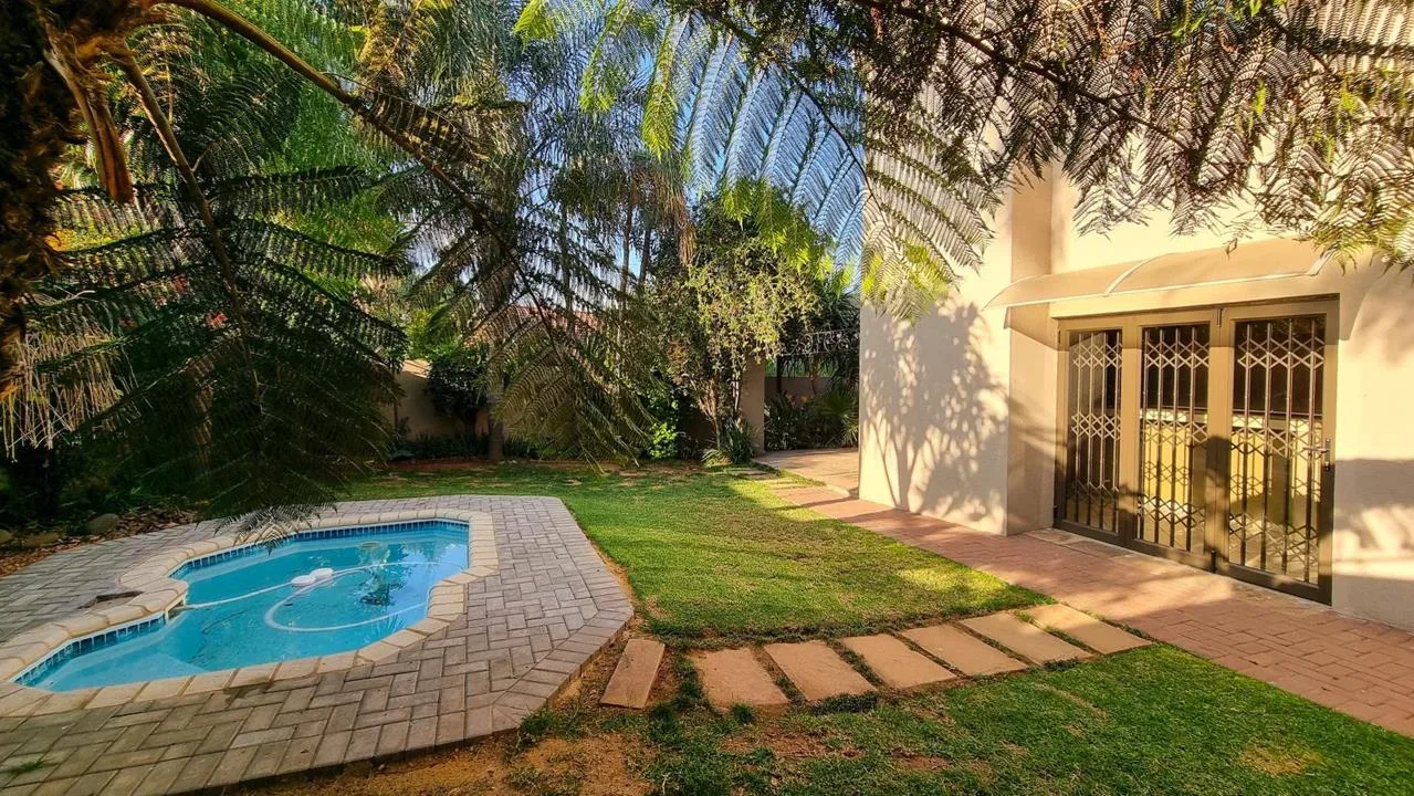 3 Bedroom House for sale in Aerorand