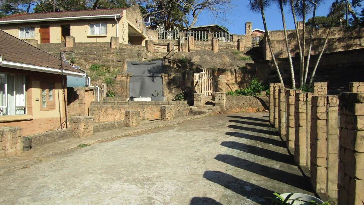 3 Bedroom House to rent in Amanzimtoti