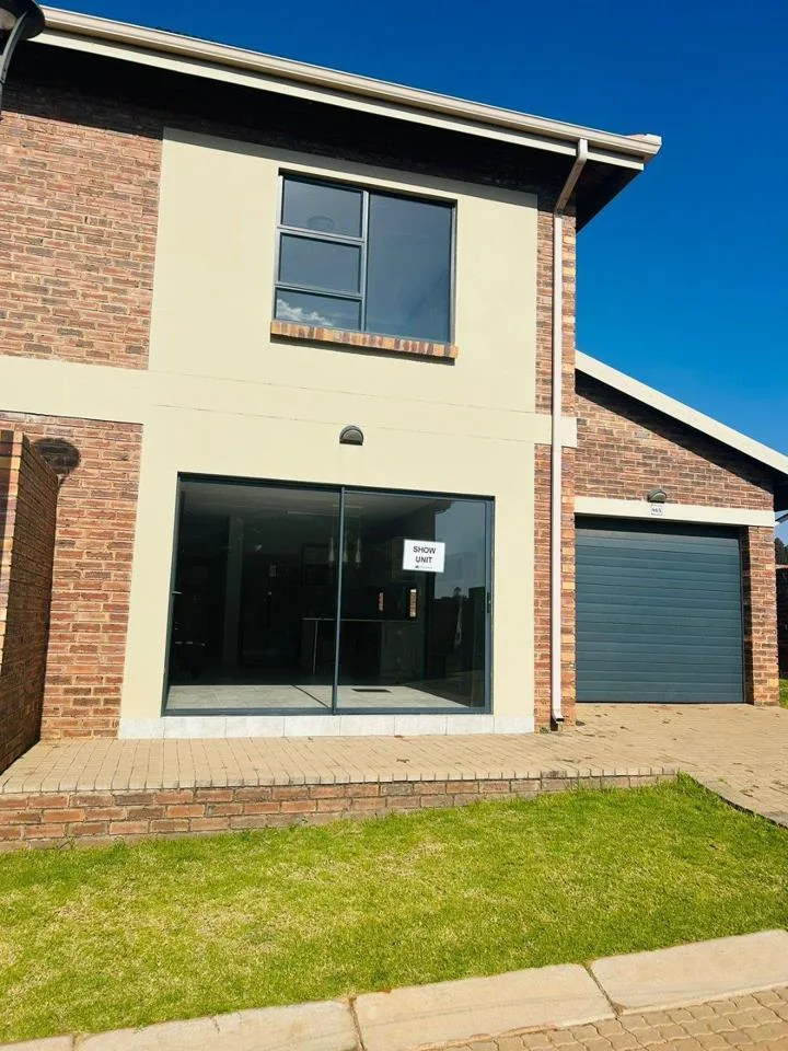 3 Bedroom Townhouse for sale in Jackaroo AH