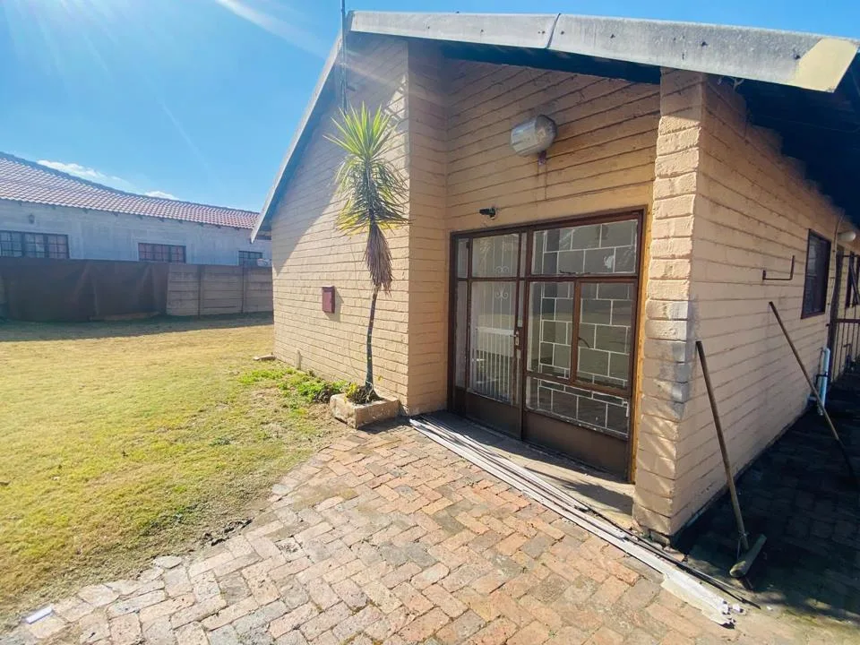 4 Bedroom House to rent in Tasbet Park Ext 2