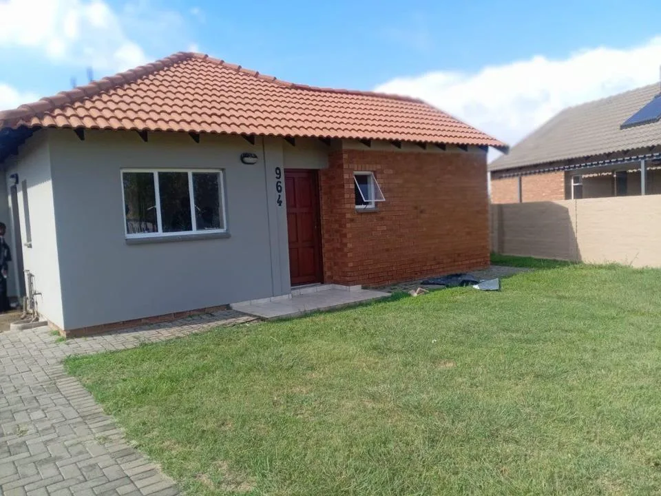 3 Bedroom House for sale in Waterkloof