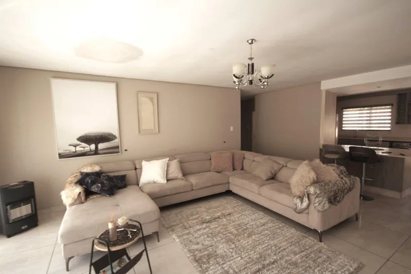 3 Bedroom House to rent in Aerorand