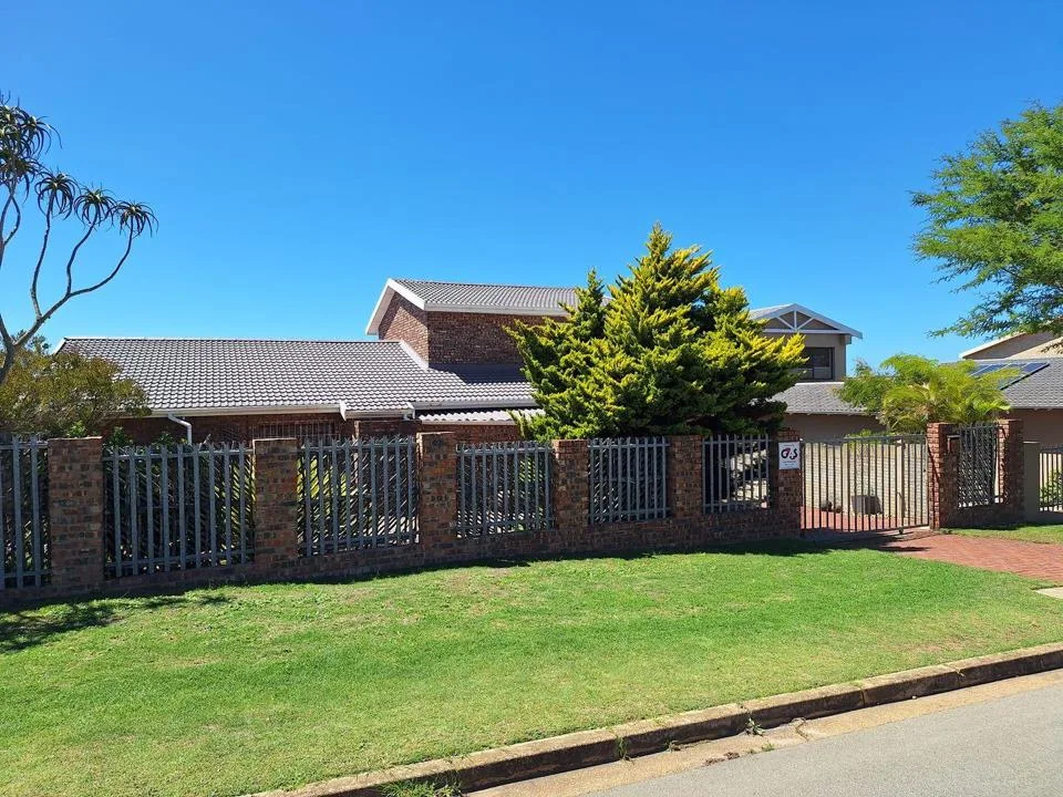 3 Bedroom House for sale in Wavecrest