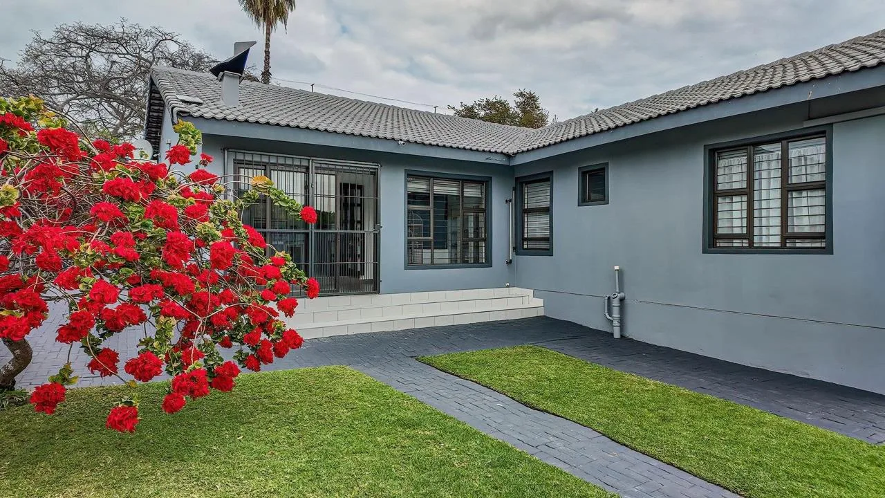 4 Bedroom House for sale in Safari Gardens