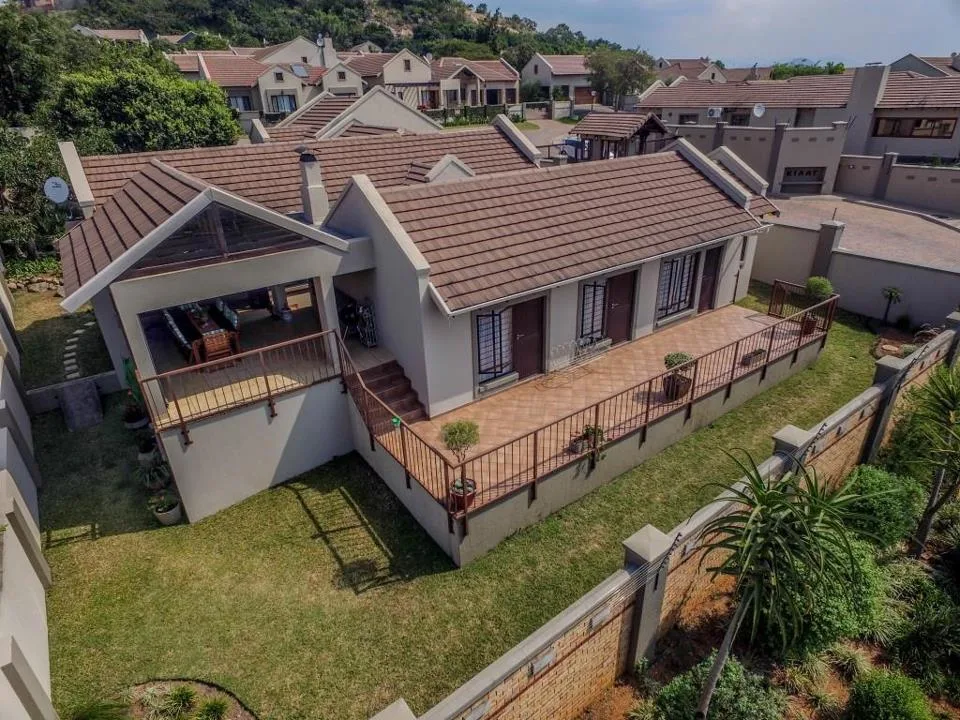 3 Bedroom House for sale in Sonheuwel