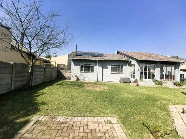 3 Bedroom House for sale in Sasolburg Ext 11