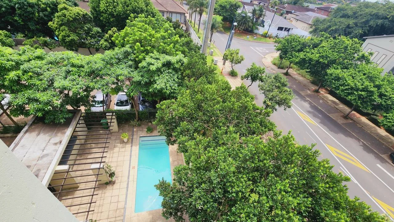 2 Bedroom Apartment / flat to rent in New Town Centre
