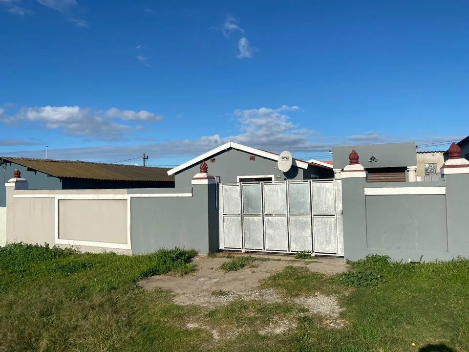 2 Bedroom House for sale in Motherwell Nu 2