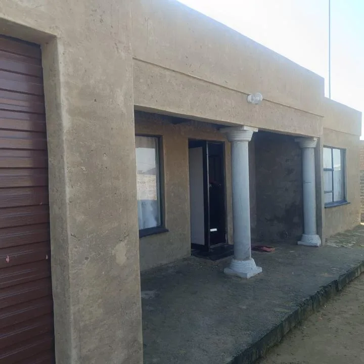 4 Bedroom House for sale in Harry Gwala