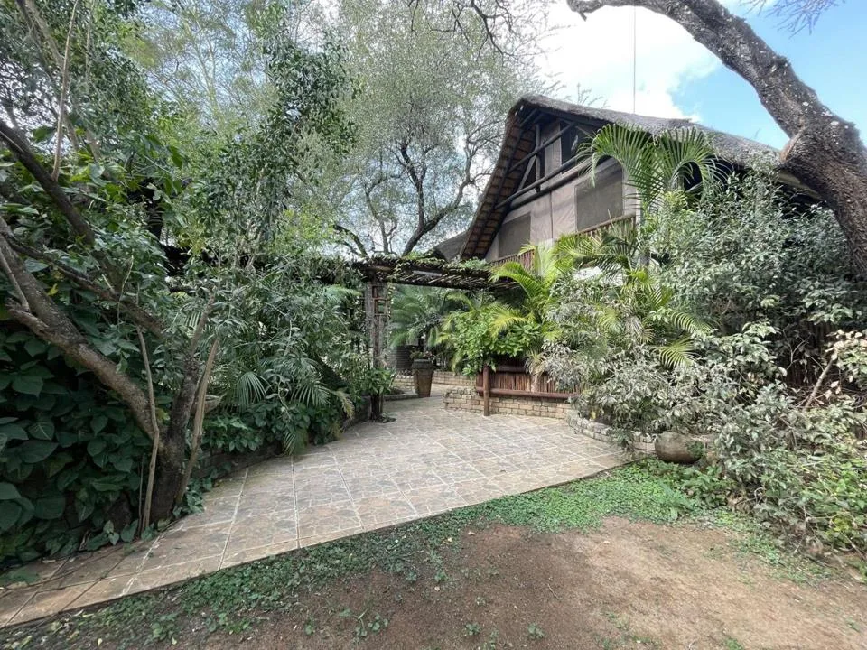 5 Bedroom House for sale in Marloth Park