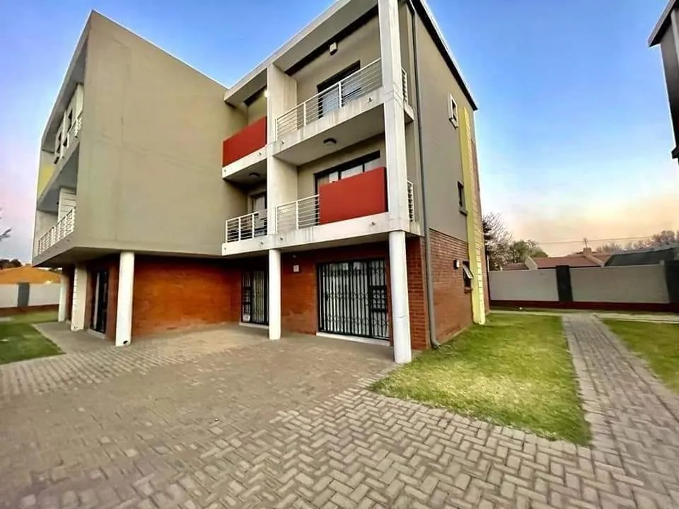2 Bedroom Apartment / flat for sale in Reyno Ridge
