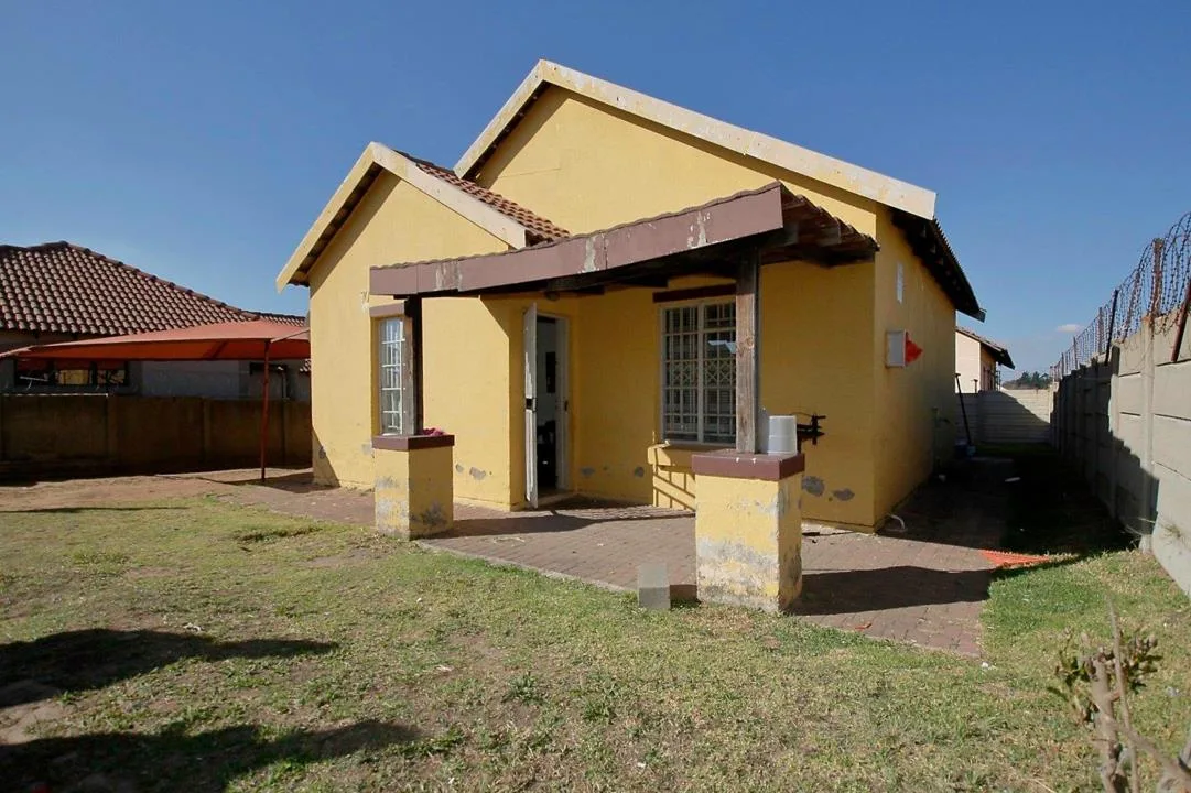 House for sale in Nomdeni