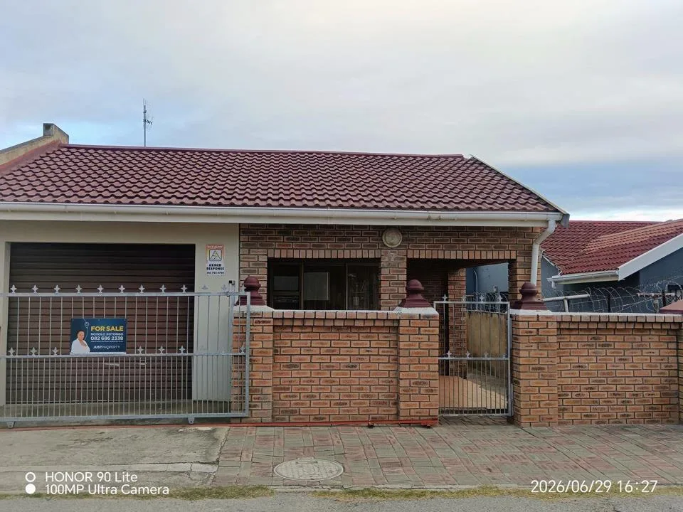2 Bedroom House for sale in Club View