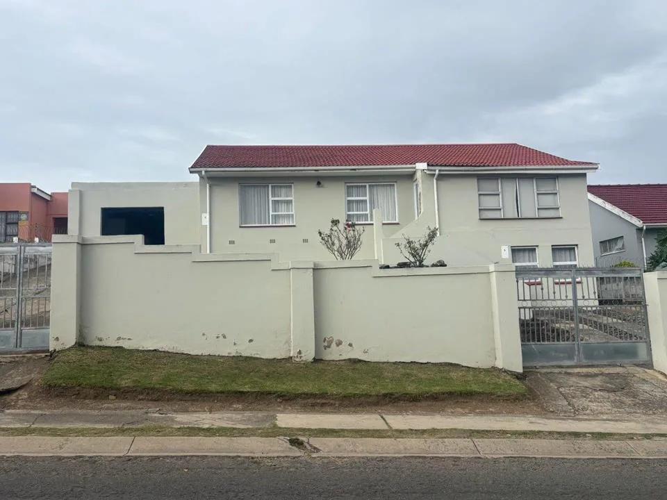 3 Bedroom House for sale in Rosedale Park