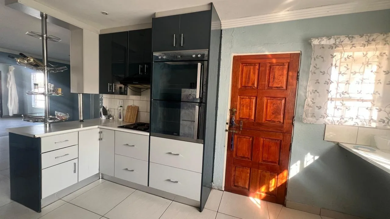 3 Bedroom House to rent in Southern Gateway