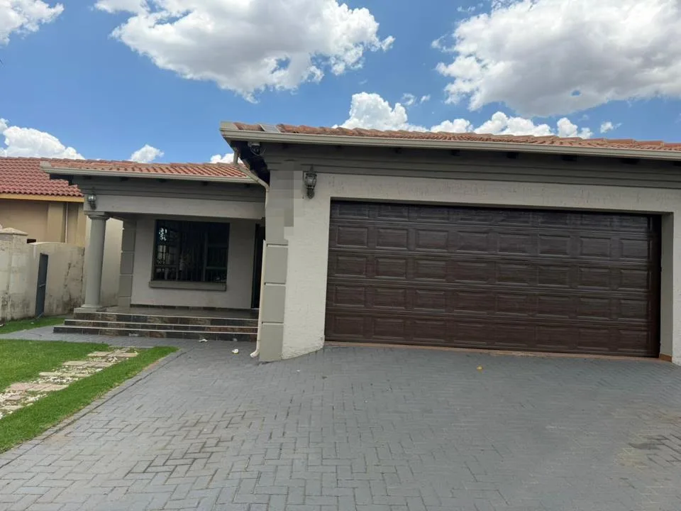 3 Bedroom House to rent in Reyno Ridge