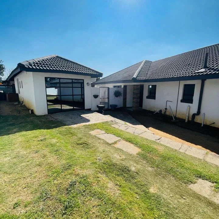 9 Bedroom House for sale in Duvha Park