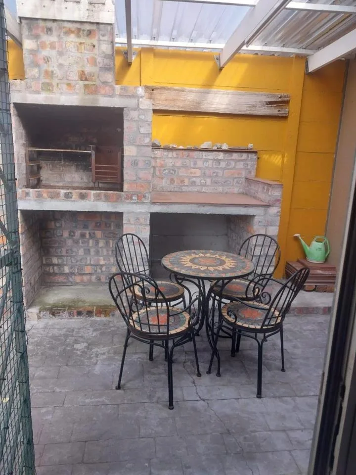 2 Bedroom Apartment / flat to rent in Milnerton Central