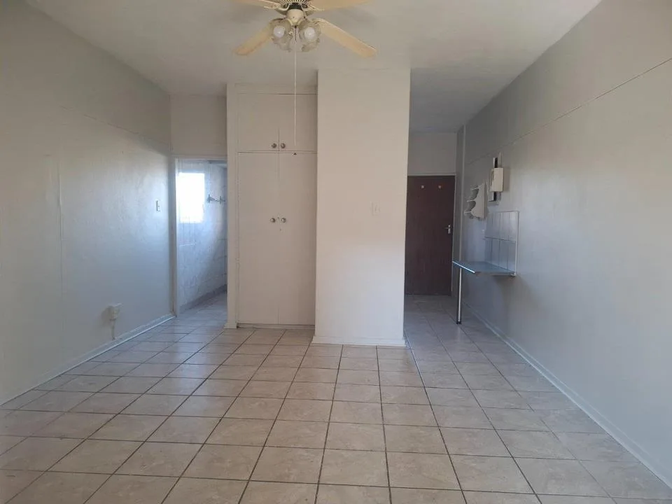 1 Bedroom Apartment / flat to rent in Kroonstad Central