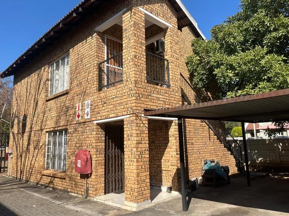 2 Bedroom Apartment / flat for sale in Rustenburg Central
