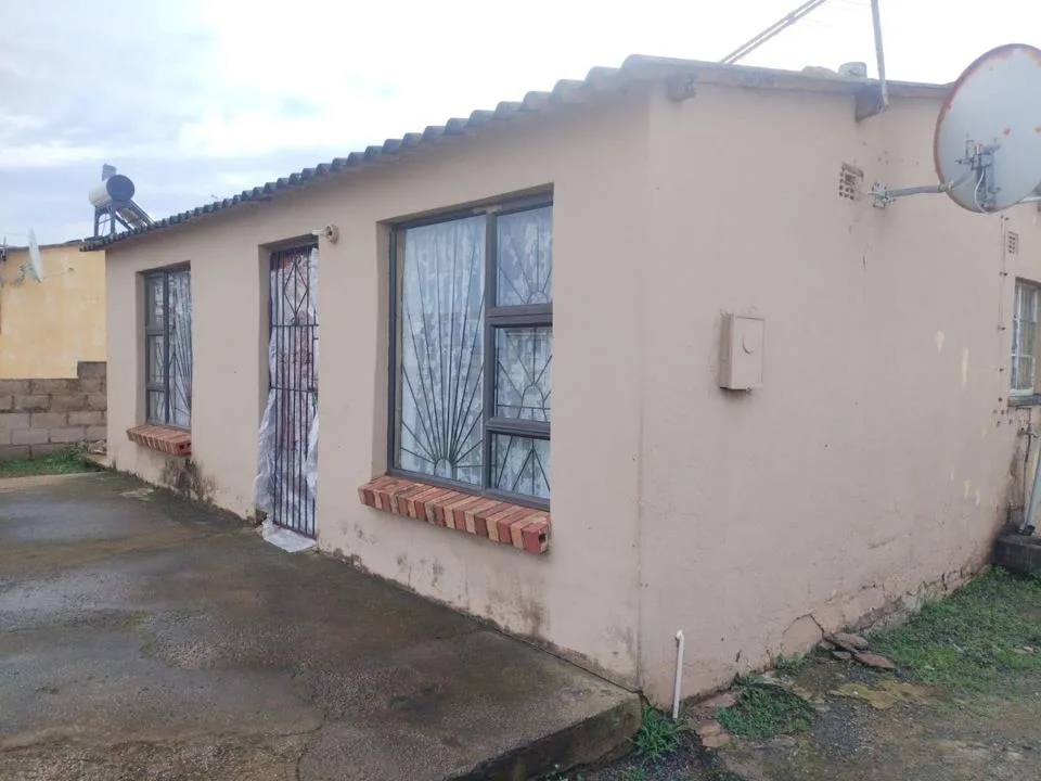 2 Bedroom House for sale in Kwazakhele