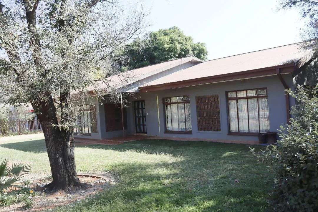 3 Bedroom House for sale in Hartswater