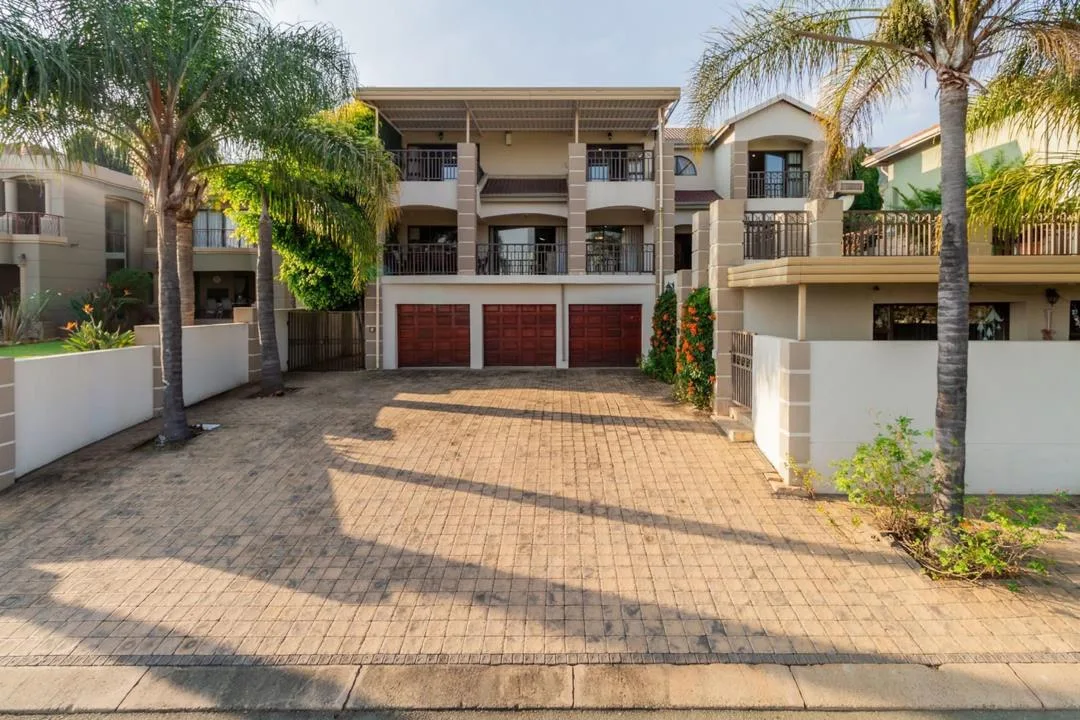 3 Bedroom House for sale in Kosmos Ridge