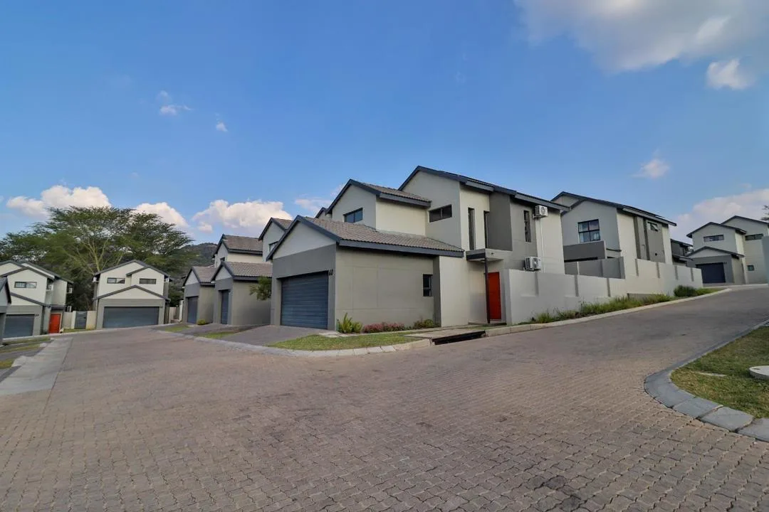 3 Bedroom Townhouse for sale in Nelspruit Ext 37