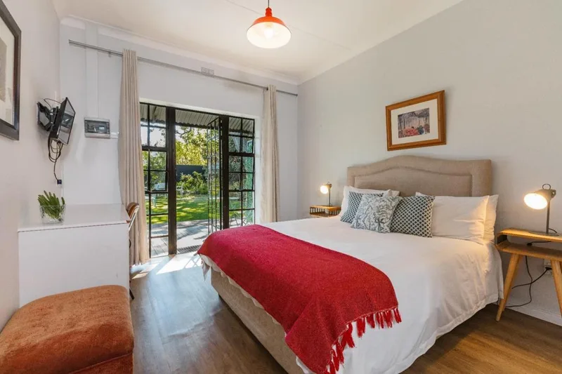 1 Bedroom Apartment / flat to rent in Sandton Central