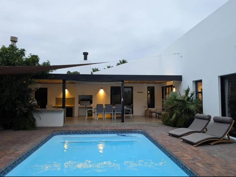 4 Bedroom House to rent in Marina Da Gama