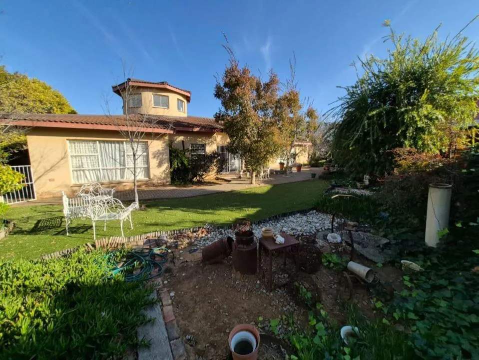 4 Bedroom House for sale in Hennenman