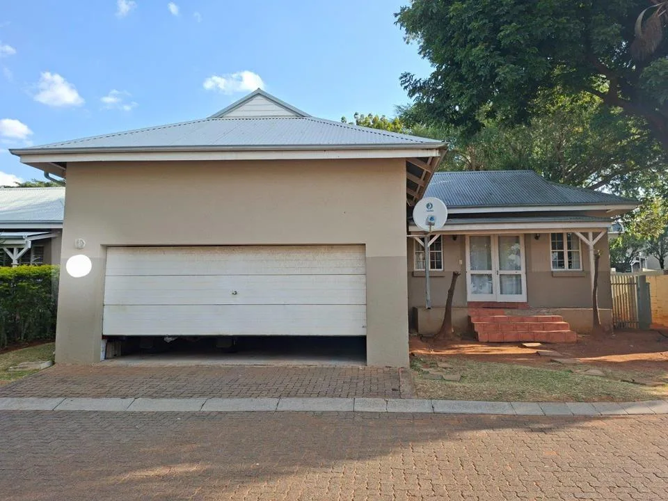 3 Bedroom Townhouse for sale in Waterval East