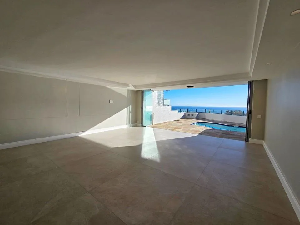 3 Bedroom Townhouse to rent in Clifton