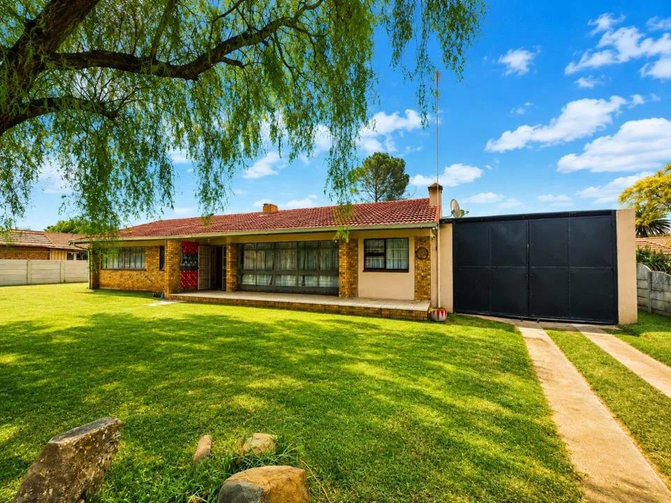 3 Bedroom House for sale in Allanridge