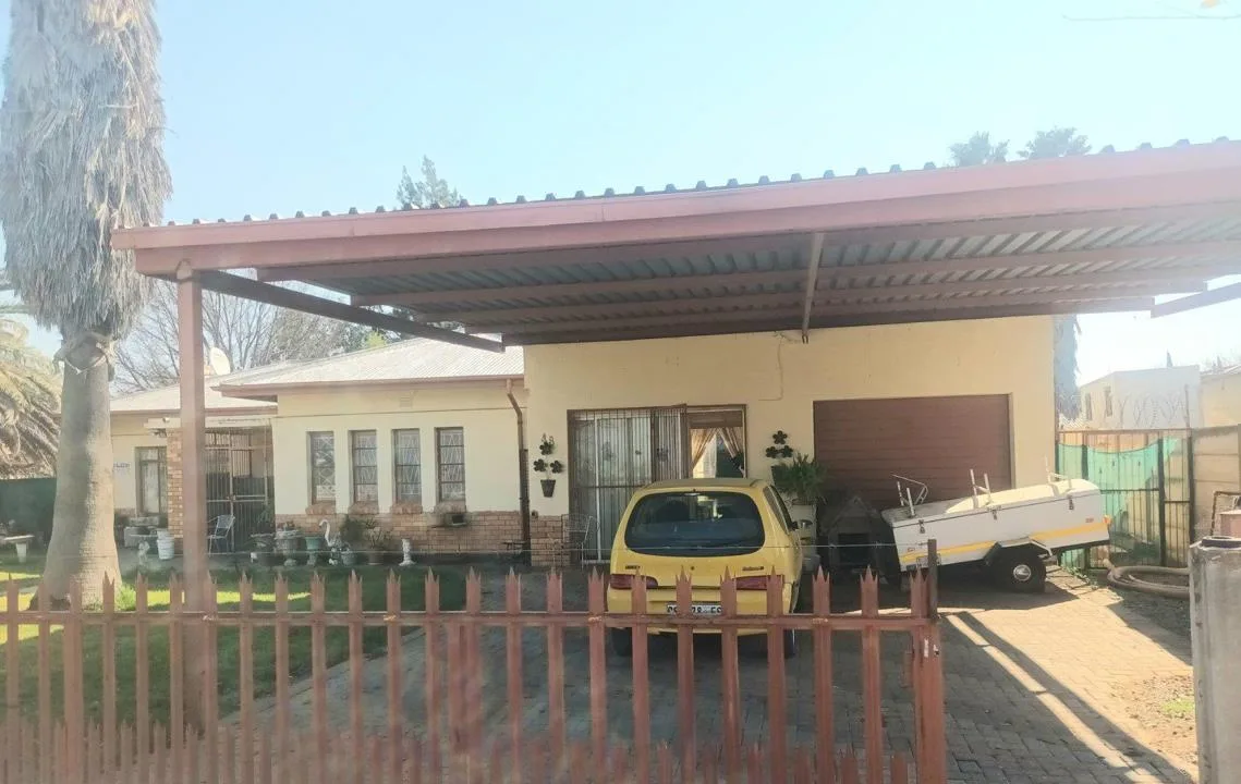 3 Bedroom House for sale in Hennenman