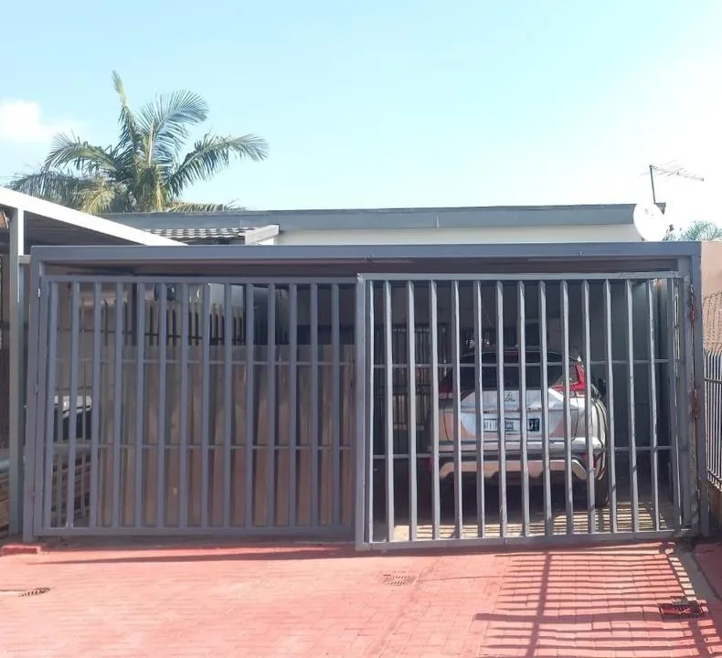 2 Bedroom Apartment / flat to rent in Claremont