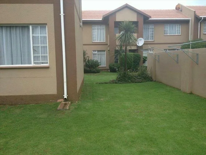 2 Bedroom Townhouse to rent in Nimrod Park