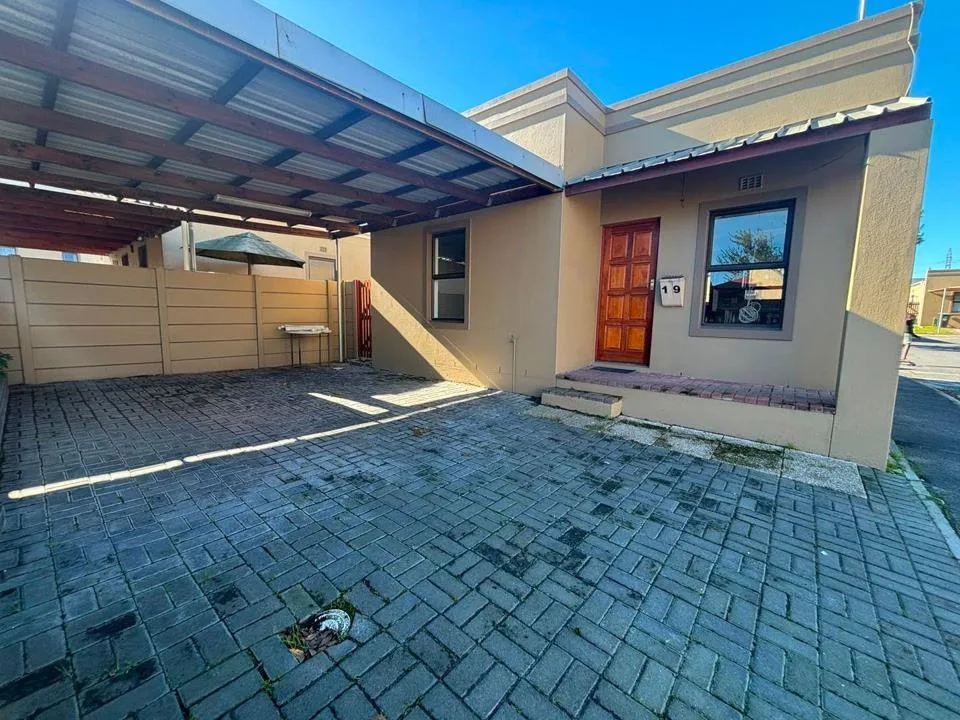 2 Bedroom Townhouse to rent in Bardale Village