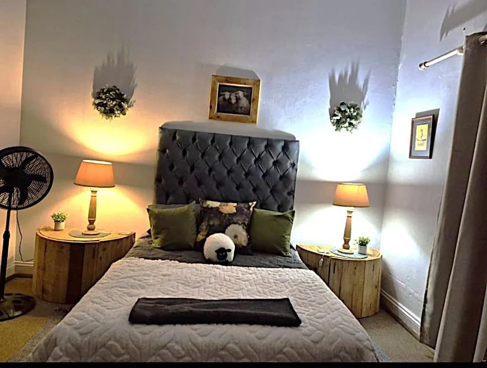 4 Bedroom House for sale in Jacobsdal