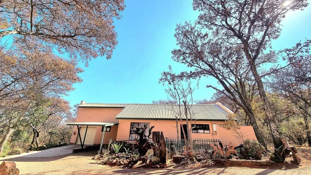 3 Bedroom House for sale in Modimolle
