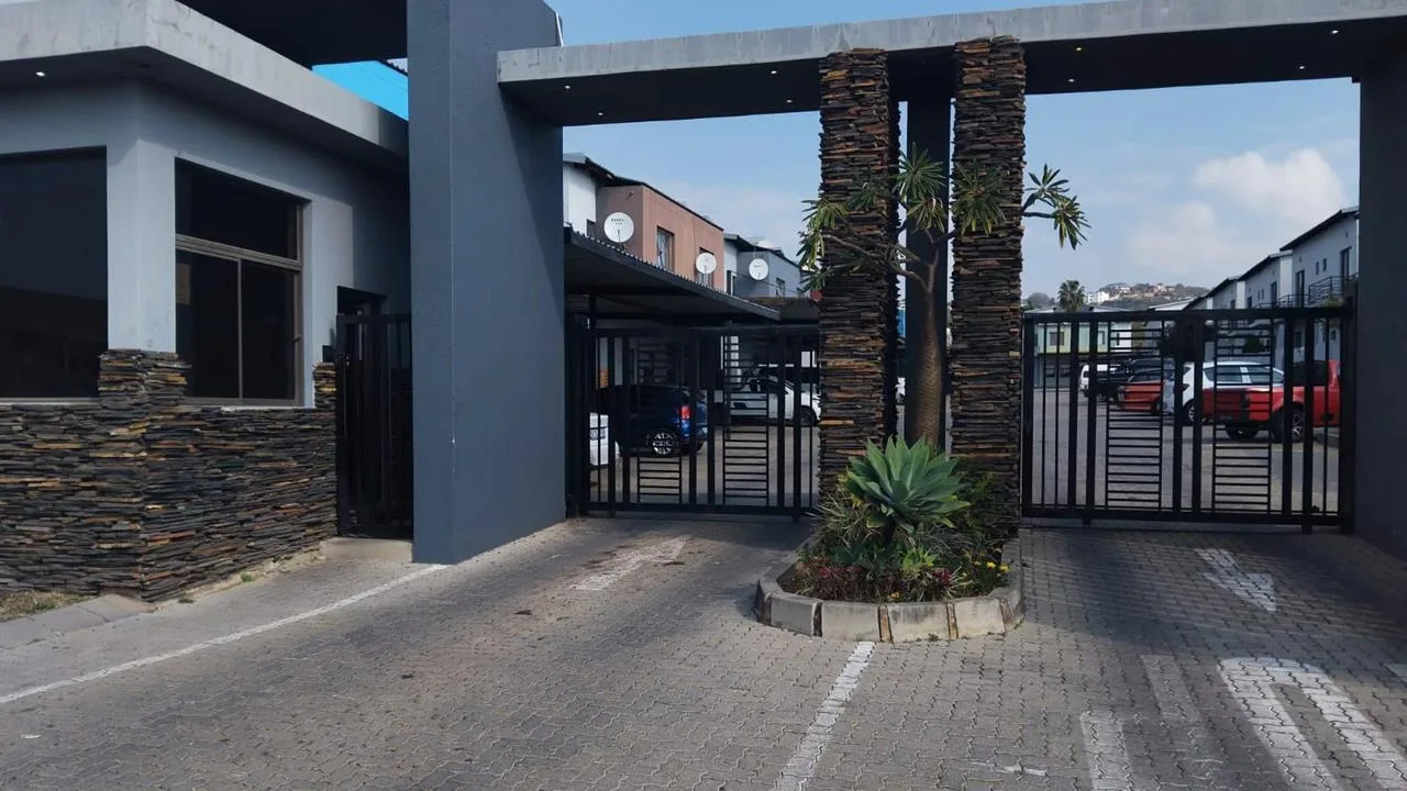 3 Bedroom Townhouse for sale in Cashan