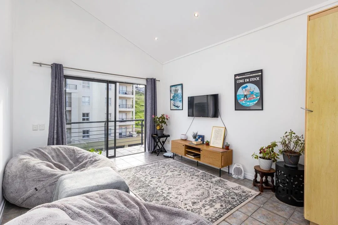 2 Bedroom Apartment / flat to rent in Tyger Waterfront