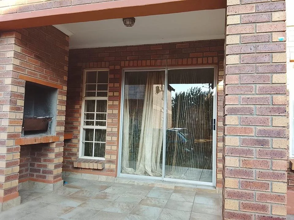 3 Bedroom Apartment / flat for sale in Waterval East
