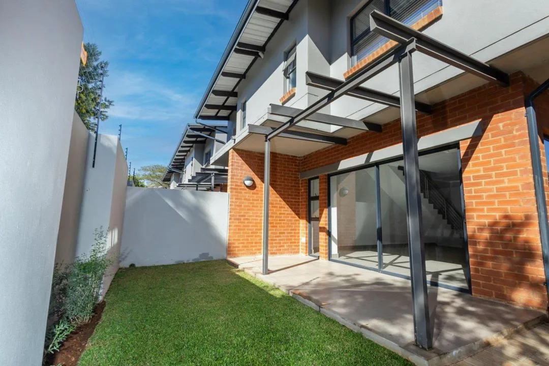 2 Bedroom Townhouse to rent in Olympus AH