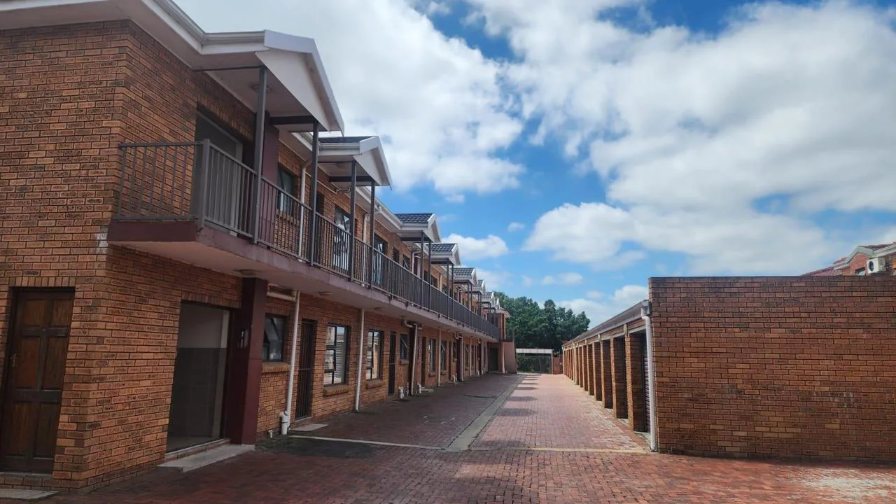 2 Bedroom Apartment / flat to rent in George East
