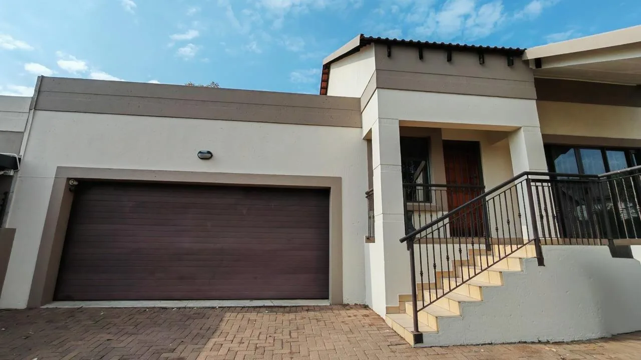 3 Bedroom Townhouse to rent in Boschdal