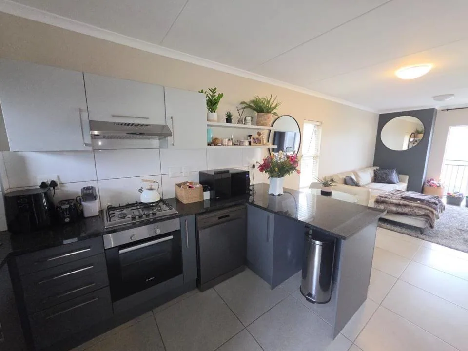 2 Bedroom Apartment / flat to rent in Burgundy Estate