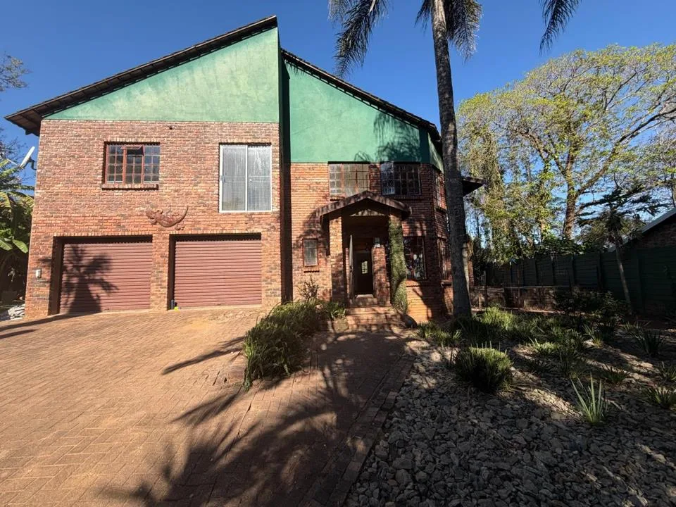 5 Bedroom House for sale in White River AH