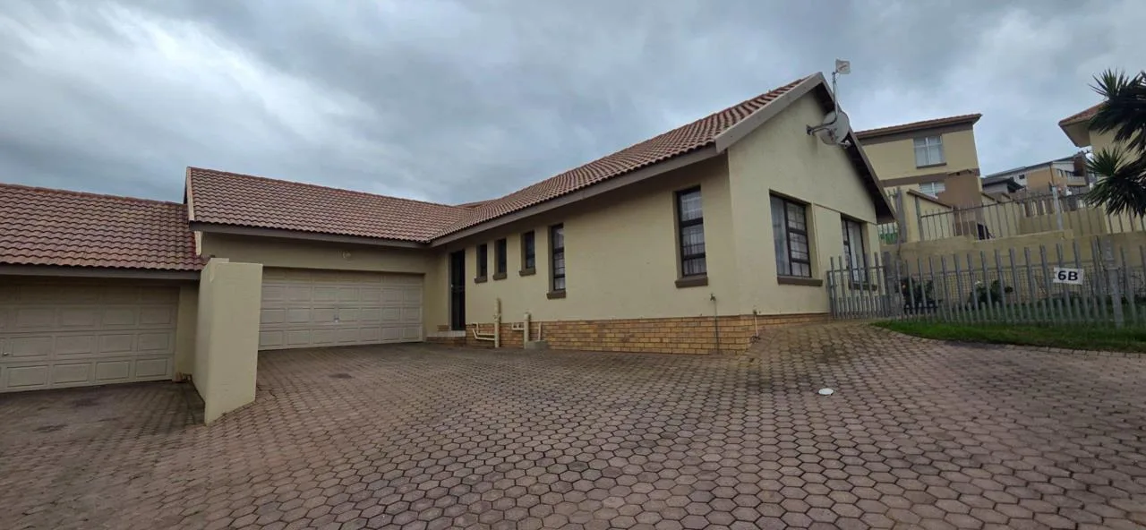 3 Bedroom House to rent in Island View